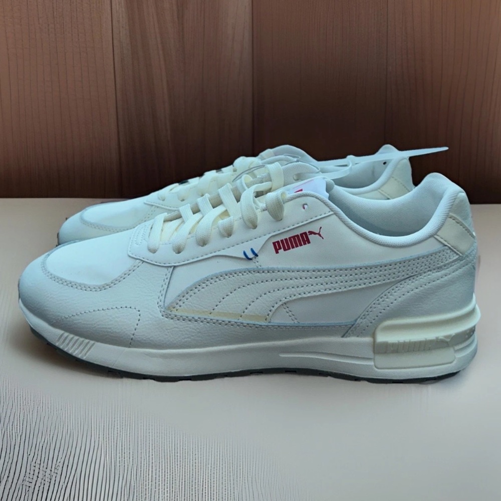Size 10.5 - PUMA Graviton L Warm White